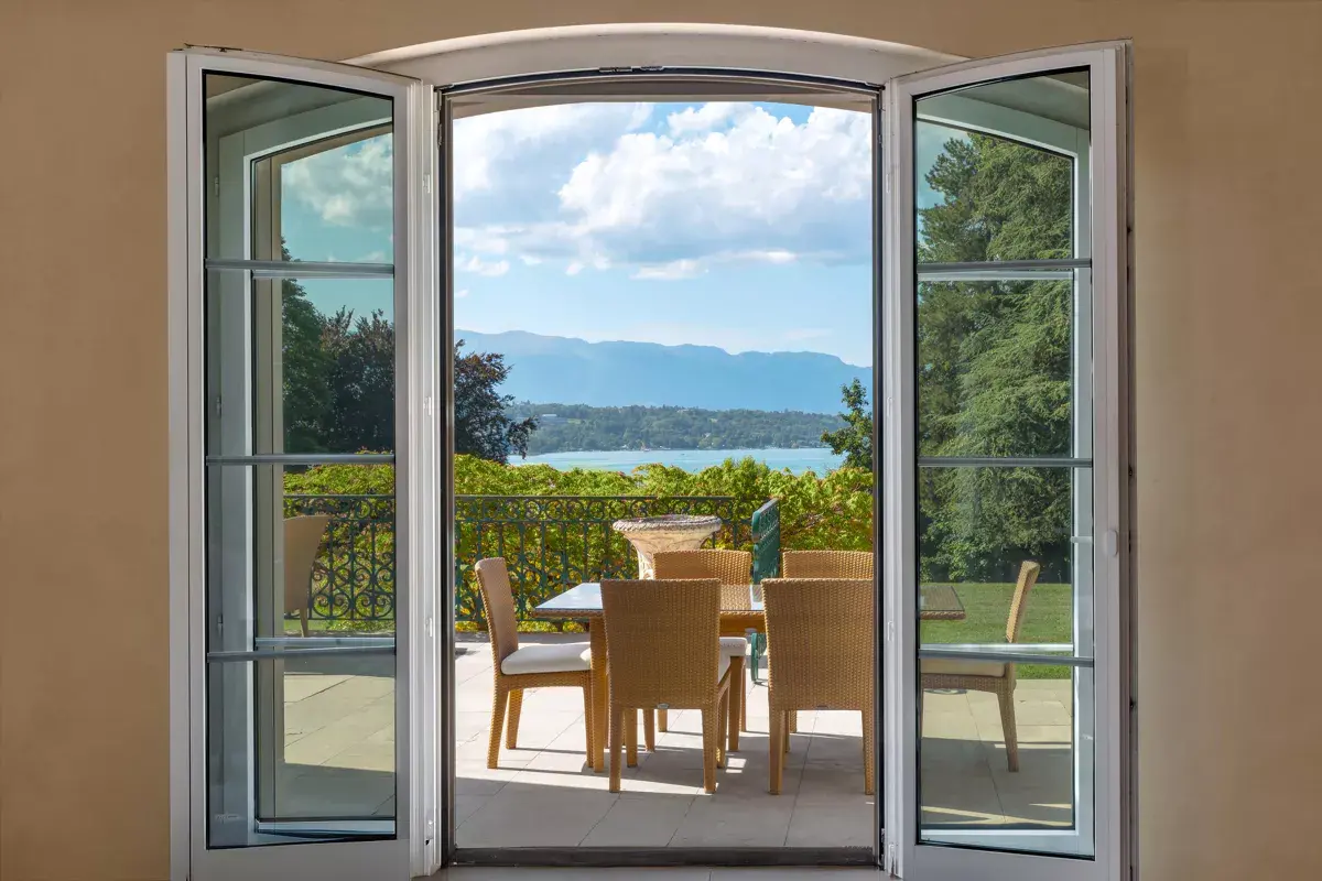 Exceptional villa on a 17,000 sqm plot in a privileged location in Cologny, Geneva