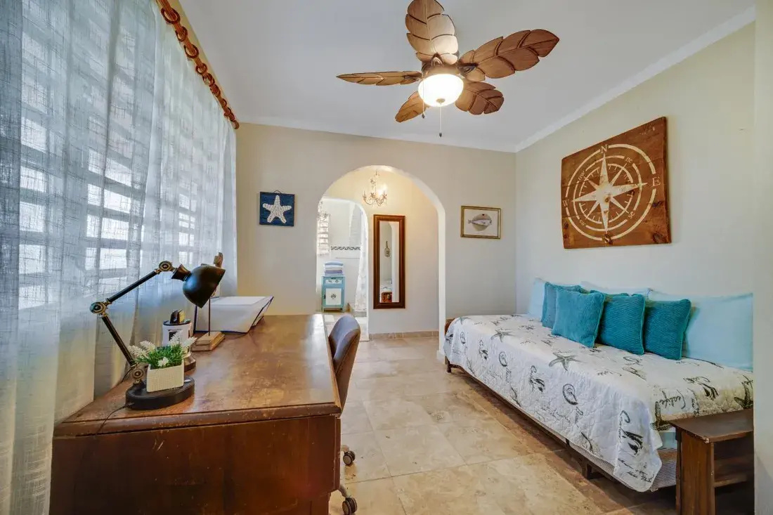 True Beachfront Living At Casa Del Mar