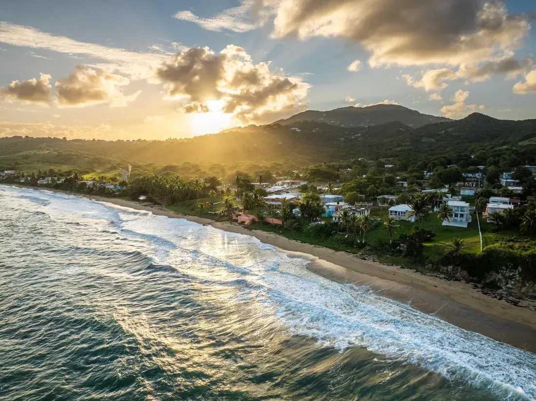 True Beachfront Living At Casa Del Mar