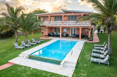 True Beachfront Living At Casa Del Mar