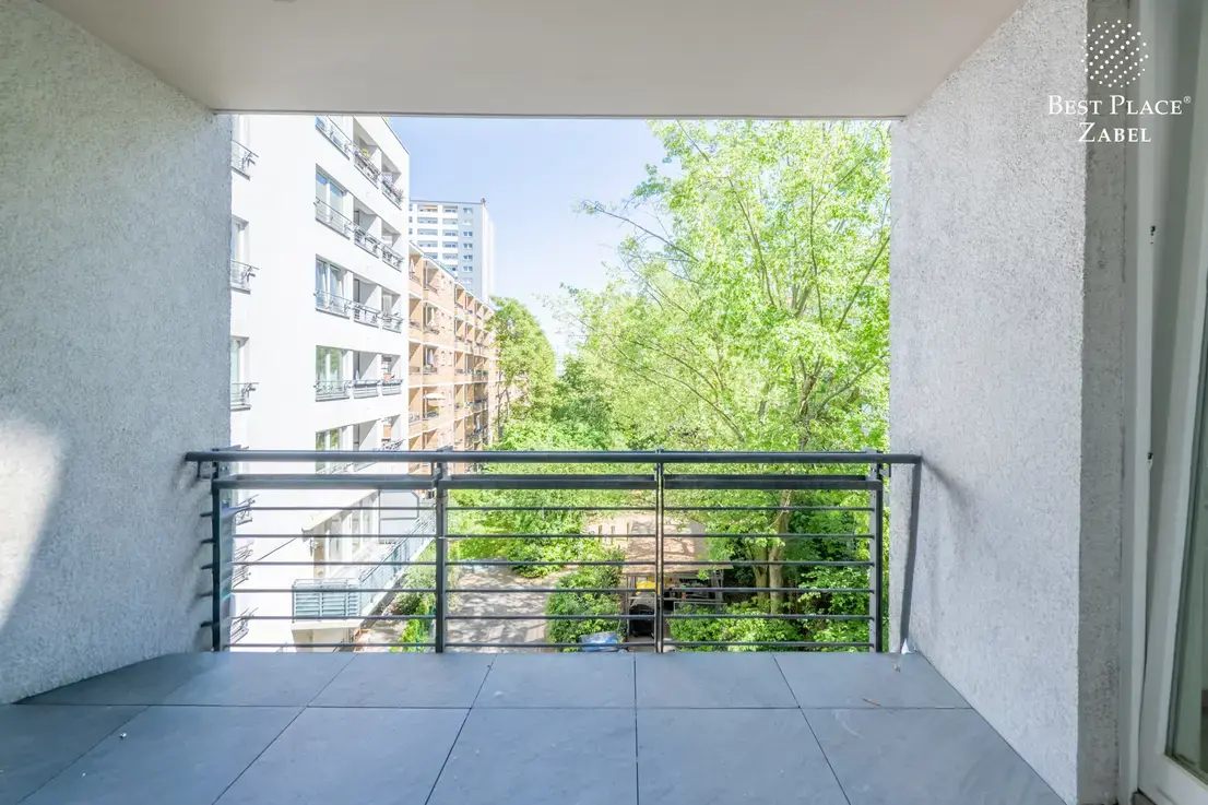 City-West kompakt: modernisiertes Design-Apartment mit ruhiger Loggia in der Nähe des KaDeWe